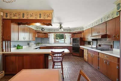 2560 Blossom Ln, Neshannock Township, PA 16105 - Photo 5