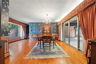 2560 Blossom Ln, Neshannock Township, PA 16105 - Photo 9