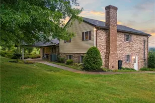 1657 Deerfield Rd, South Franklin, PA 15301 - Photo 29