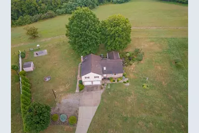 1657 Deerfield Rd, South Franklin, PA 15301 - Photo 3