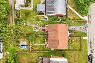 553 Indus St, Pittsburgh, PA 15207 - Photo 37