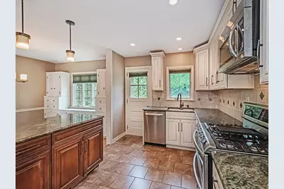 286 Twin Hills Dr, Pittsburgh, PA 15216 - Photo 11