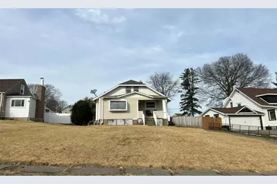 715 Carl Ave, New Kensington, PA 15068 - Photo 1