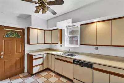 610 Chislett St, Pittsburgh, PA 15206 - Photo 13