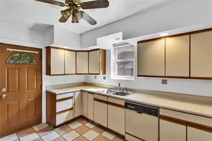 610 Chislett St, Pittsburgh, PA 15206 - Photo 13