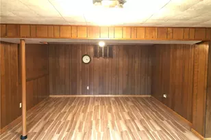 105 Parklane Dr, Slippery Rock, PA 16057 - Photo 21