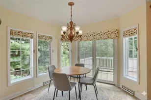 1561 Barrington Dr, Pittsburgh, PA 15090 - Photo 21