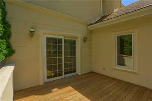 1561 Barrington Dr, Pittsburgh, PA 15090 - Photo 13