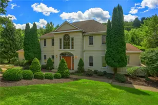 1561 Barrington Dr, Pittsburgh, PA 15090 - Photo 3