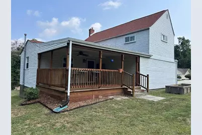 2009 Circle Dr, Hopewell Township, PA 15001 - Photo 9