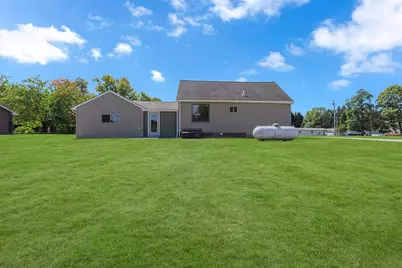 118 Eckles Dr, Ohioville, PA 15052 - Photo 7