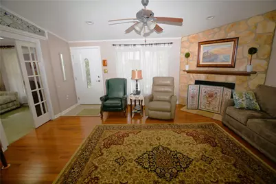 556 Center Hill, Pittsburgh, PA 15239 - Photo 5