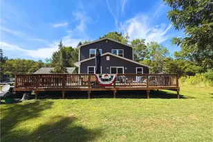 145 Robinson Pl, Perry Township, PA 16041 - Photo 7