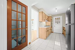 216 Commonwealth Ave, West Mifflin, PA 15122 - Photo 11