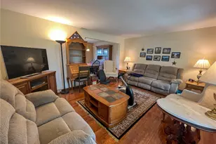 100 Marion Dr, Twp of But SW, PA 16001 - Photo 5