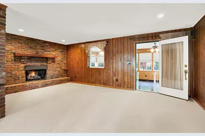 265 Monica Dr, Hempfield Township, PA 15601 - Photo 9