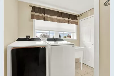 265 Monica Dr, Hempfield Township, PA 15601 - Photo 7