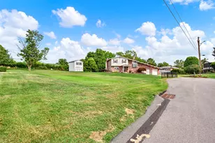 265 Monica Dr, Hempfield Township, PA 15601 - Photo 31