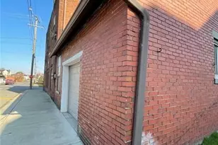 302 N Cedar St, New Castle, PA 16102 - Photo 25