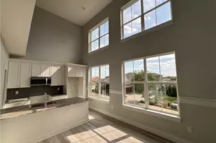 243 Lucca Ln, Pittsburgh, PA 15241 - Photo 5