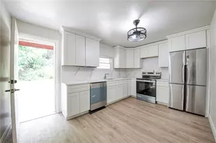 464 Willow Ave, Hempfield Township, PA 15601 - Photo 3