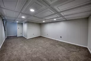 464 Willow Ave, Hempfield Township, PA 15601 - Photo 27