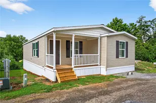 15 Surf Dr, Forward Township, PA 15020 - Photo 1