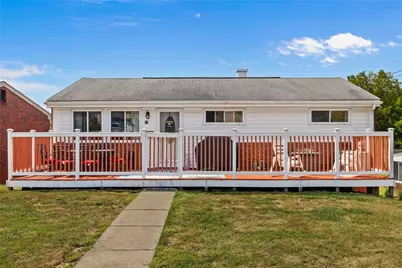 31 Wynnecliffe Dr, Scott Township, PA 15106 - Photo 1