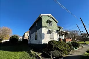 211 S Walnut St, New Castle, PA 16101 - Photo 3