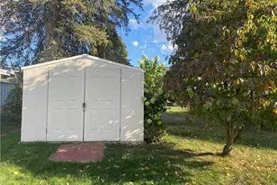 744 N Gross St, Conway, PA 15027 - Photo 29