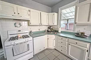 411 W Clayton St, New Castle, PA 16102 - Photo 7