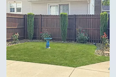 411 W Clayton St, New Castle, PA 16102 - Photo 3