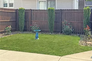 411 W Clayton St, New Castle, PA 16102 - Photo 3