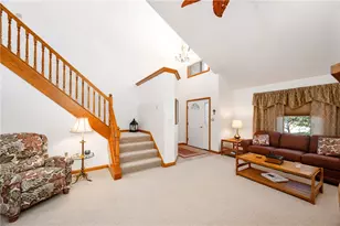 120 Blossom Dr, Center Township, PA 16001 - Photo 7