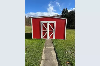 489 Crisswell Rd, Penn Township, PA 16002 - Photo 11