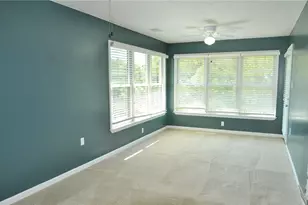 403 Hunt Club Dr, Hempfield Township, PA 15601 - Photo 15