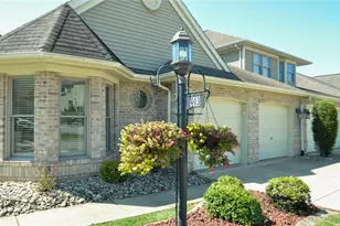 403 Hunt Club Dr, Hempfield Township, PA 15601 - Photo 43