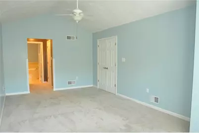 403 Hunt Club Dr, Hempfield Township, PA 15601 - Photo 25