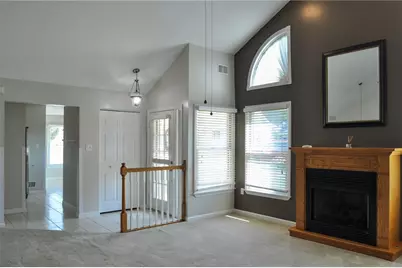 403 Hunt Club Dr, Hempfield Township, PA 15601 - Photo 7