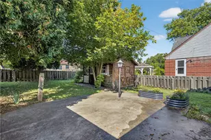 1030 Francis Rd, Pittsburgh, PA 15234 - Photo 29