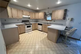 4017 Fairway St, Manor Township, PA 16226 - Photo 7