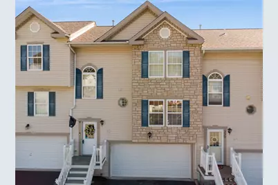 227 Manor View Dr, Manor, PA 15665 - Photo 1