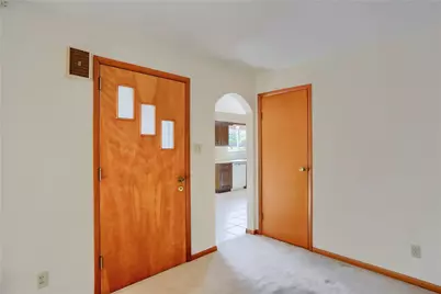 104 Linda Vista Rd, Ohio Township, PA 15143 - Photo 3