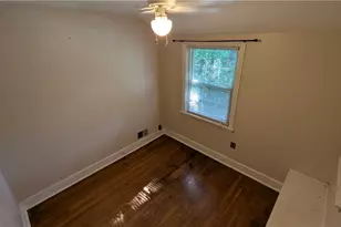 1885 Graham Blvd, Pittsburgh, PA 15235 - Photo 19