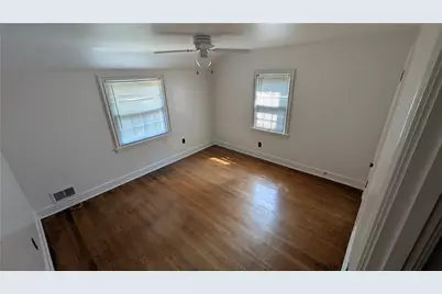 1885 Graham Blvd, Pittsburgh, PA 15235 - Photo 17