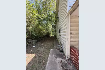 127 Linhart St, Turtle Creek, PA 15145 - Photo 5