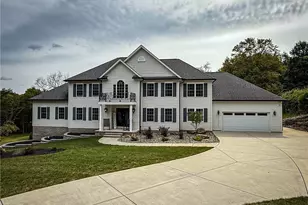 121 Blackthorn Dr, Penn Township, PA 16002 - Photo 1