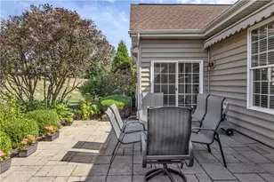 334 Patriot Ln, Economy, PA 15042 - Photo 21