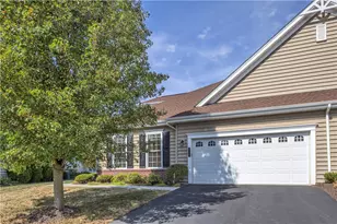 334 Patriot Ln, Economy, PA 15042 - Photo 3