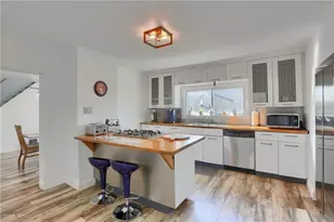 512 Ore St, Ellwood City, PA 16117 - Photo 11